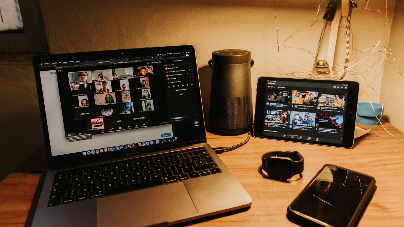 Setting Up a Zoom Meeting