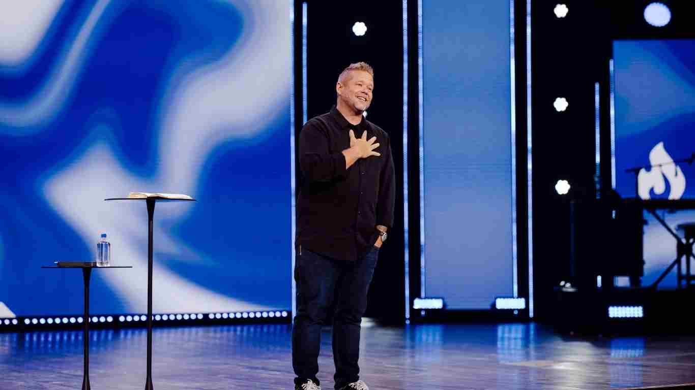 Stop Guessing. 4 Keys to Hearing God’s Voice Clearly
