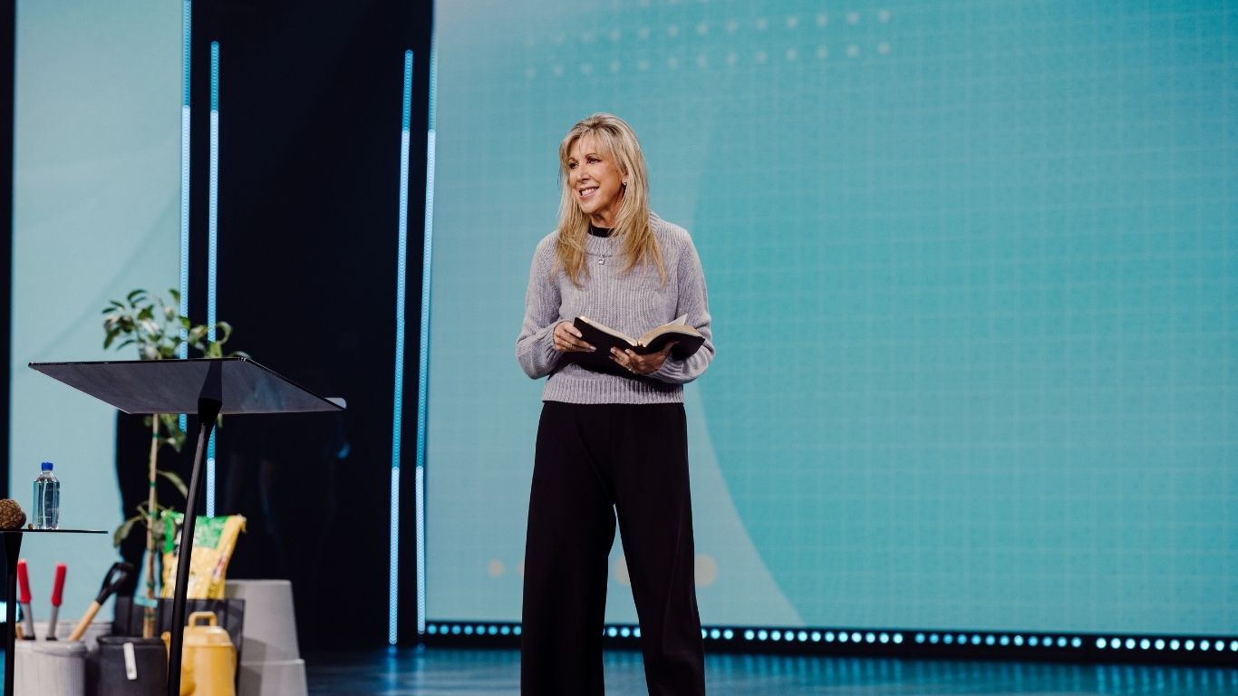 The "Aspen Effect": Why You Cannot Grow Alone